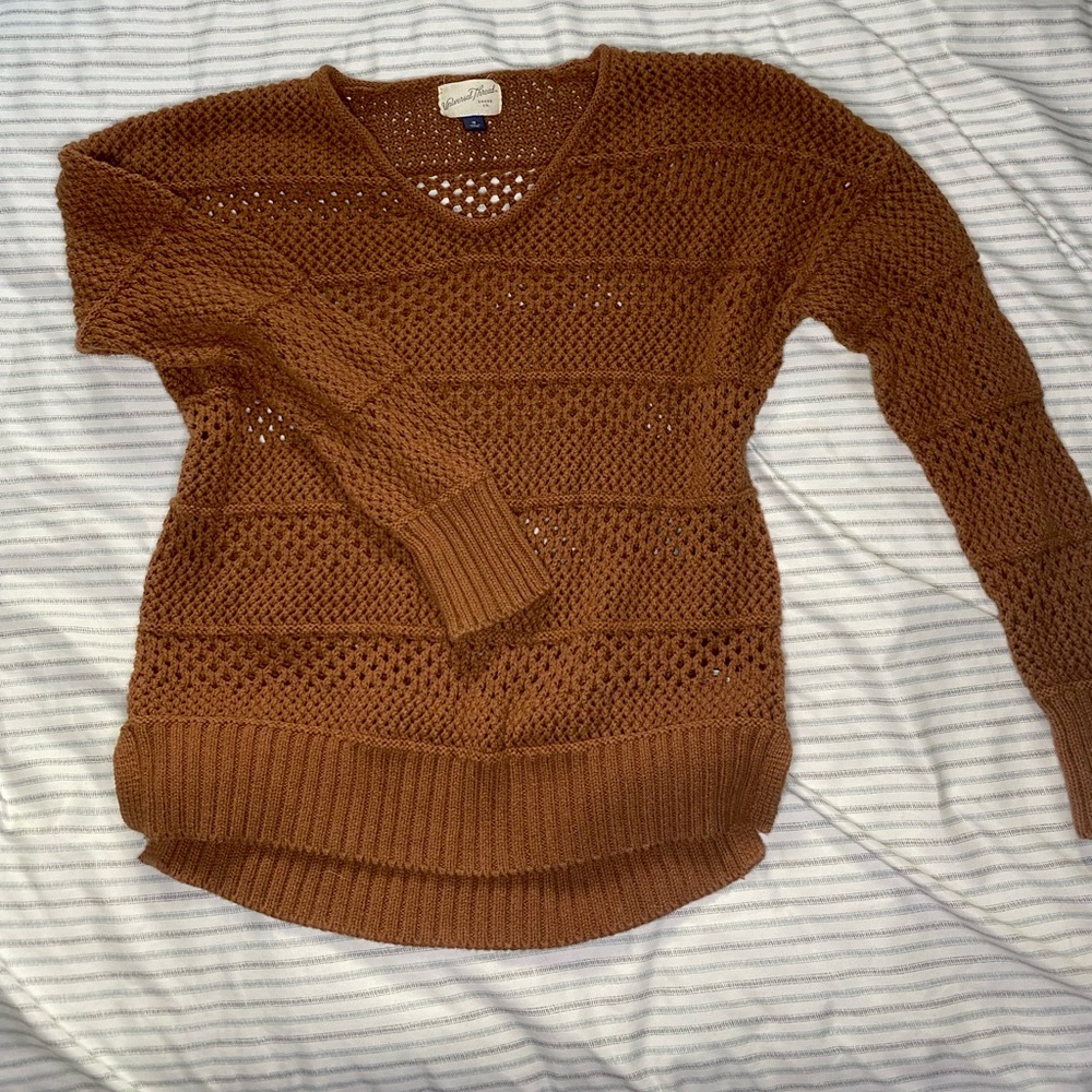 CROCHET BROWN LONG SLEEVE